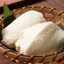 Yosedofu (fresh tofu)