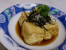 Deep-fried tofu in broth