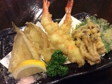 Assorted tempura