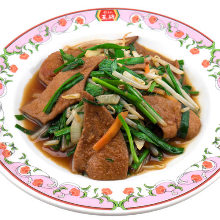 Stir-fried liver and garlic chives