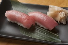 Chutoro (medium fatty tuna)