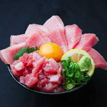 Chutoro (medium fatty tuna) and tuna rice bowl