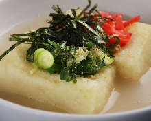 Deep-fried tofu in broth