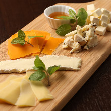 Assorted cheese, 5 kinds