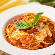 Tomato pasta with shrimp