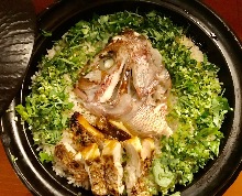 Sea bream Kamameshi (pot rice)