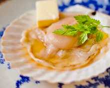 Grilled scallop with butter