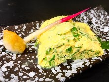 Japanese-style rolled omelet