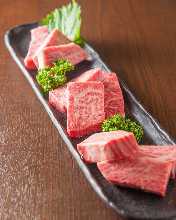 Assorted thick cuts of yakiniku meat, 3 kinds