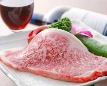 Thickly-sliced sirloin