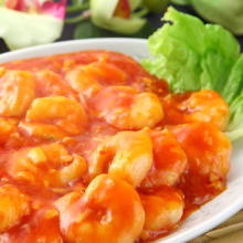 Stir-fried shrimp in chili sauce