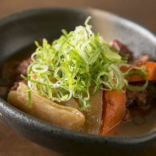 Nikujaga (simmered meat and potatoes)