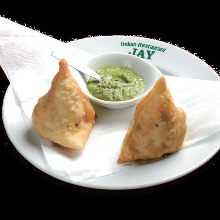 Vegetable samosa