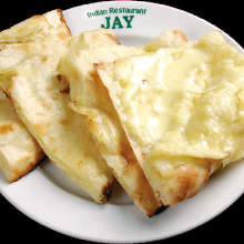 Cheese naan