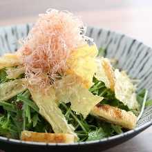 Deep-fried yuba salad