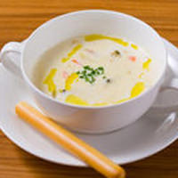 Oyster and clam chowder