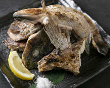 Salted and grilled fish collar meat of the day