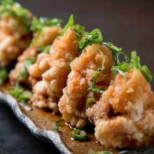 Fried chicken with herbs and spices