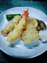 Assorted tempura