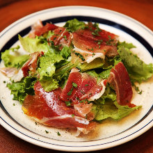 Raw ham salad