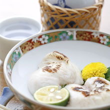 Pufferfish milt (salted-and-grilled or teriyaki)