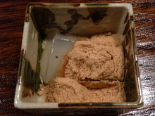 Warabimochi (bracken-starch dumpling covered in sweet, toasted soybean flour)