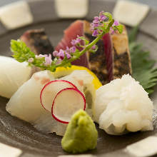 Assorted sashimi