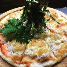 Spicy cod roe pizza