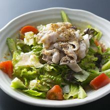 Shabu-shabu salad with sesame dressing