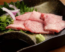 Fresh raw beef tongue sasahimi