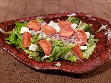 Tomato salad