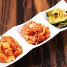 Assorted kimchi, 3 kinds