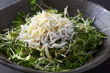 Whitebait salad