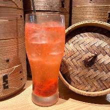Cocktail mixed with sour plum wine