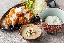 Fried jidori chicken with vinegar and tartar sauce meal set