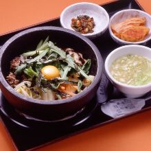 Stone-roasted bibimbap set meal