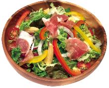 Raw ham salad