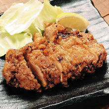 Sanzoku-yaki (large fried chicken)