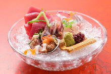 Assorted sashimi