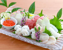 Assorted sashimi