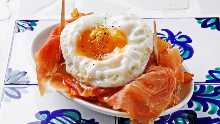  Even the King Loves It. Scrambled Eggs with Prosciutto and Potatoes