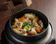 Kamameshi (pot rice) Kamameshi (pot rice)