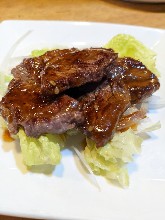 Teppan-grilled beef skirt steak