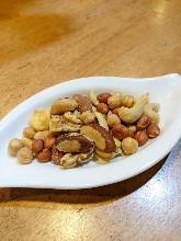 Mixed nuts 