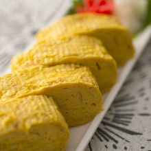 Japanese-style rolled omelet