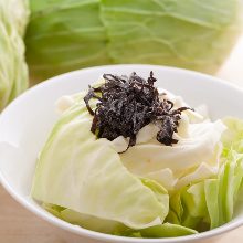 Salted konbu kelp and cabbage