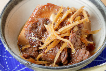 Simmered meat and tofu