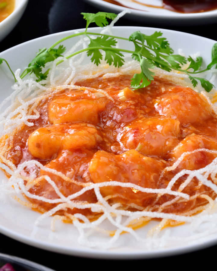 stir-fried shrimp in chili sauce