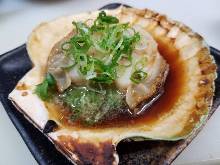 Grilled scallop with butter