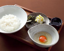 Tamagokake gohan (rice with raw egg)